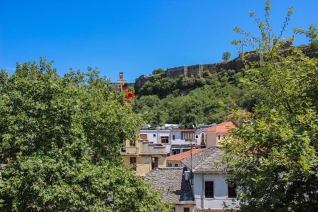 Ballo Apartments Gjirokaster Exterior photo
