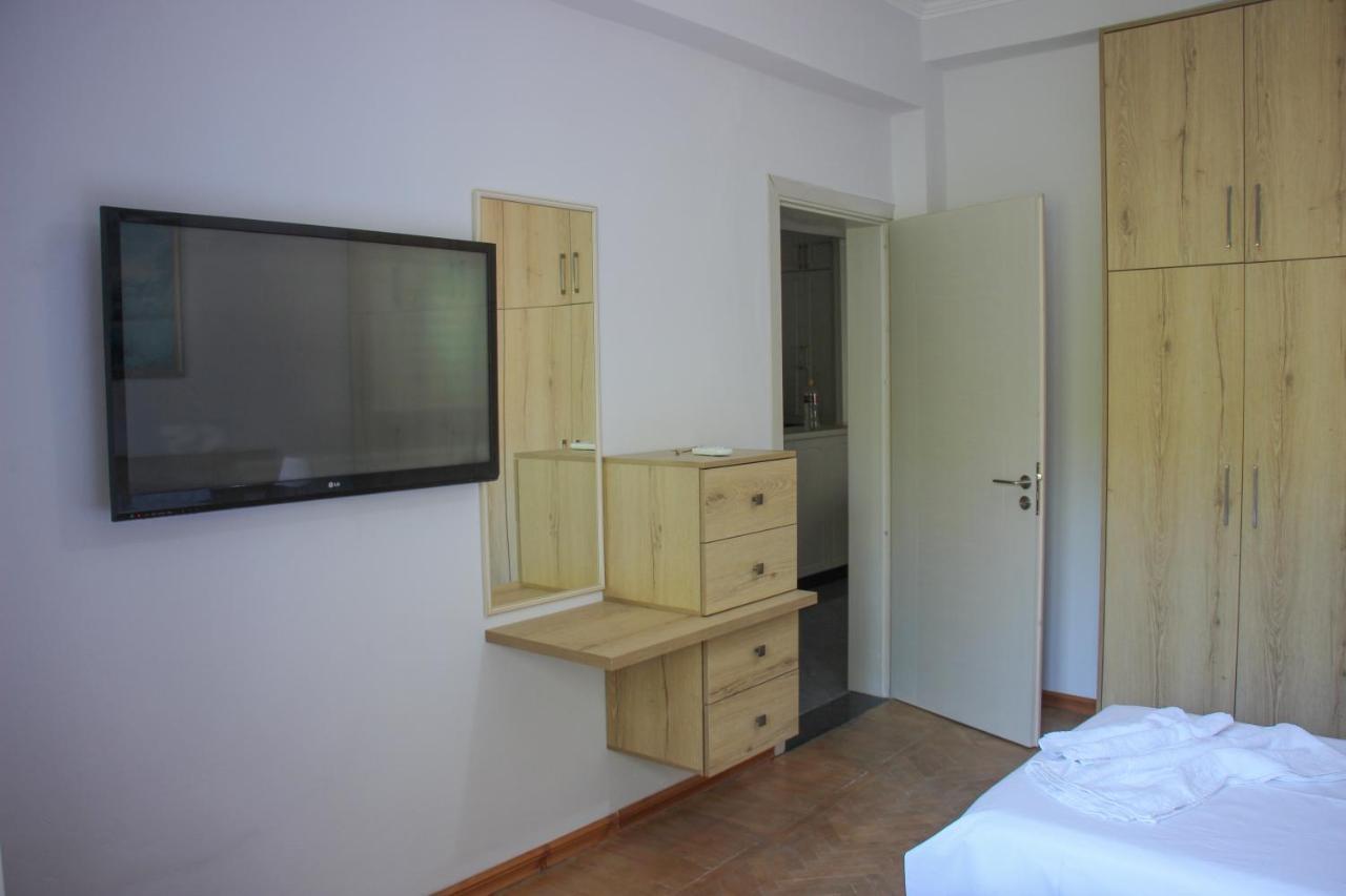 Ballo Apartments Gjirokaster Exterior photo